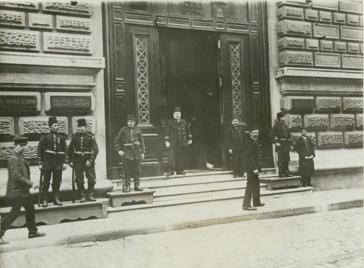 İstanbul’u Sergilerle Öğrenmek III: “Ozan Sağdıç: Fotoğrafçının Tanıklığı”